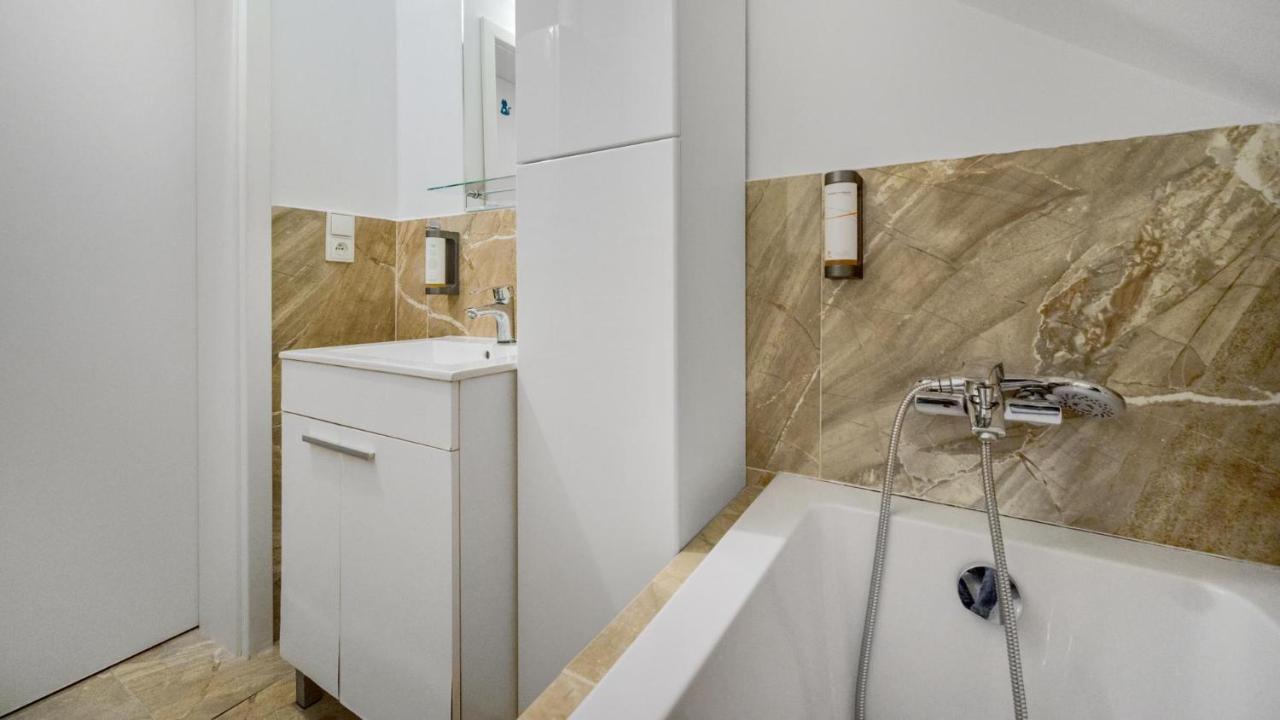 Apartman Blumental Centrum Bratislava Ngoại thất bức ảnh