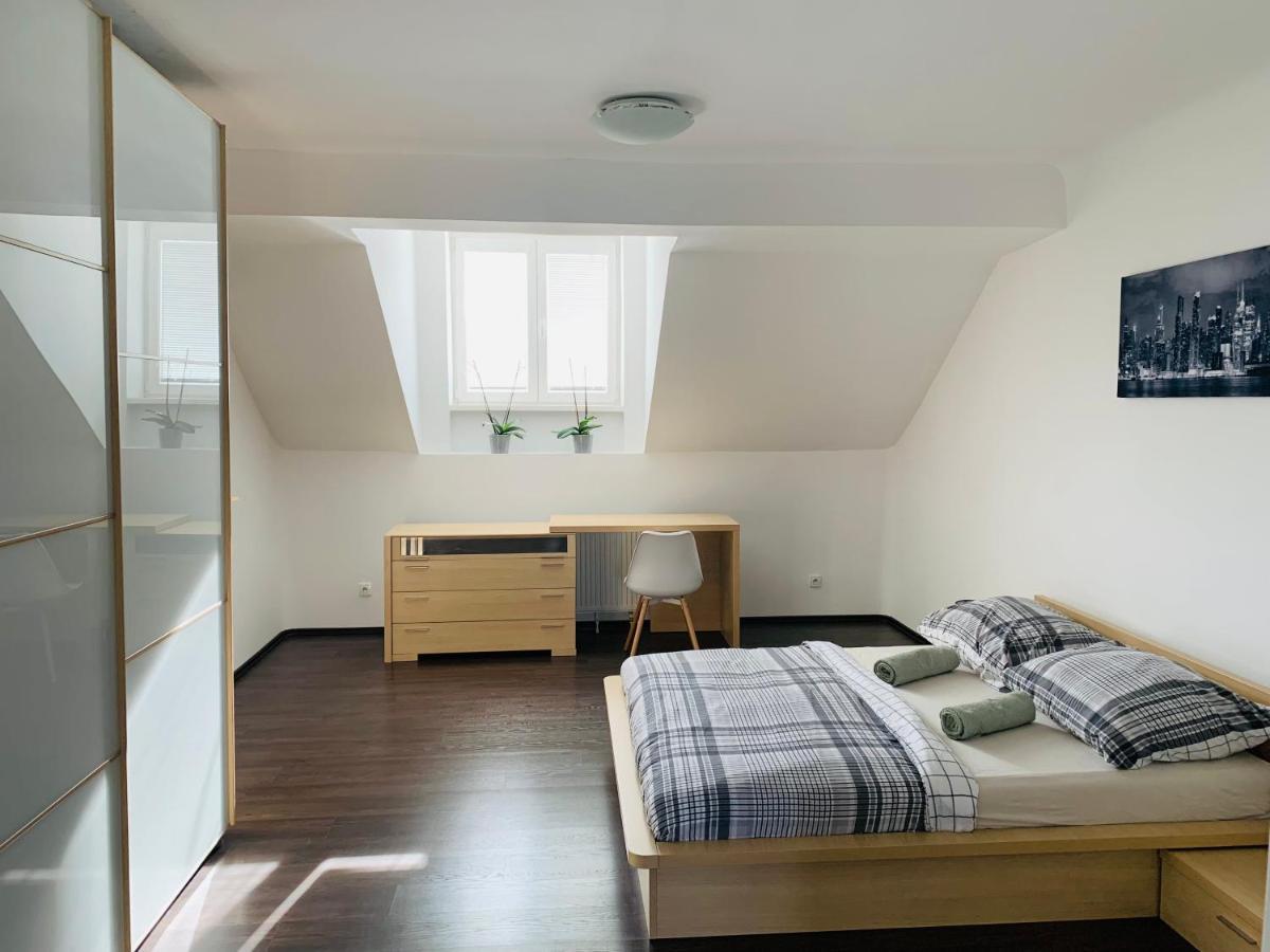 Apartman Blumental Centrum Bratislava Ngoại thất bức ảnh