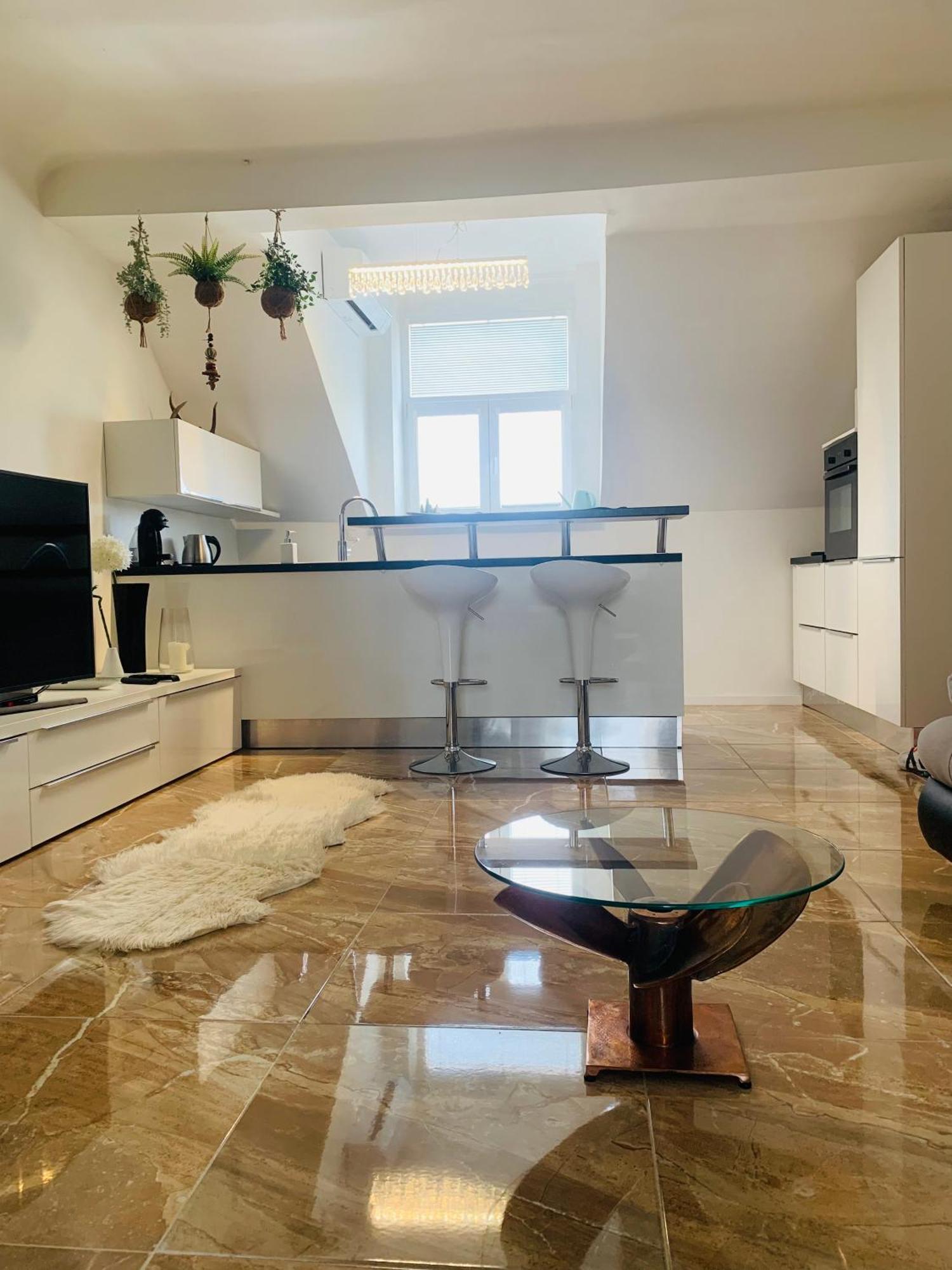 Apartman Blumental Centrum Bratislava Ngoại thất bức ảnh